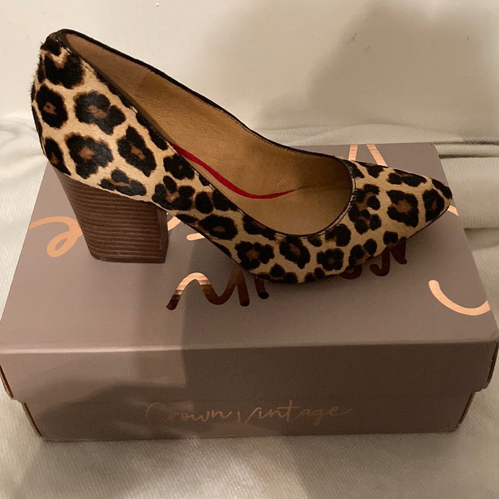 Crown vintage heel